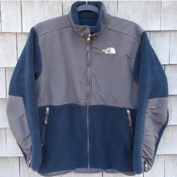 The North Face Jackets & Blazers - The North Face fleece jacket with nylon trim